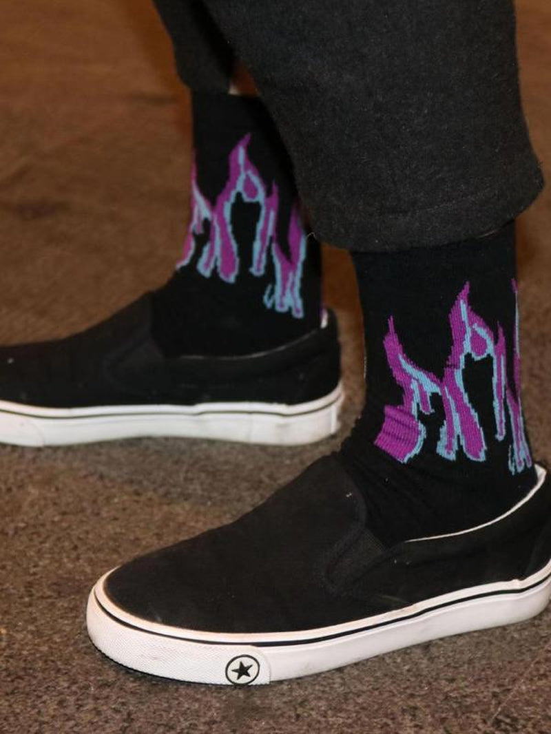 Men'S 4 Pairs Flame Print Crew Socks, Men'S Stocking Stuffers, Fashion Casual Street Comfy Socks for Daily Outdoor Wear, Men Socks for All Seasons, Menswear Underwear